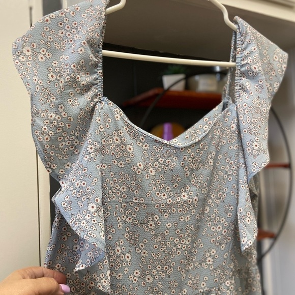 Monteau blue and cream flowered ruffle sleeved dress women's Large - Picture 6 of 9